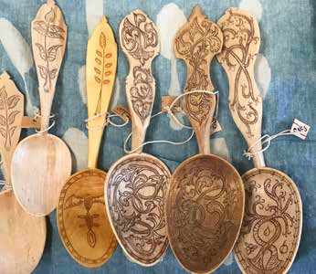 Kolrosed Spoons